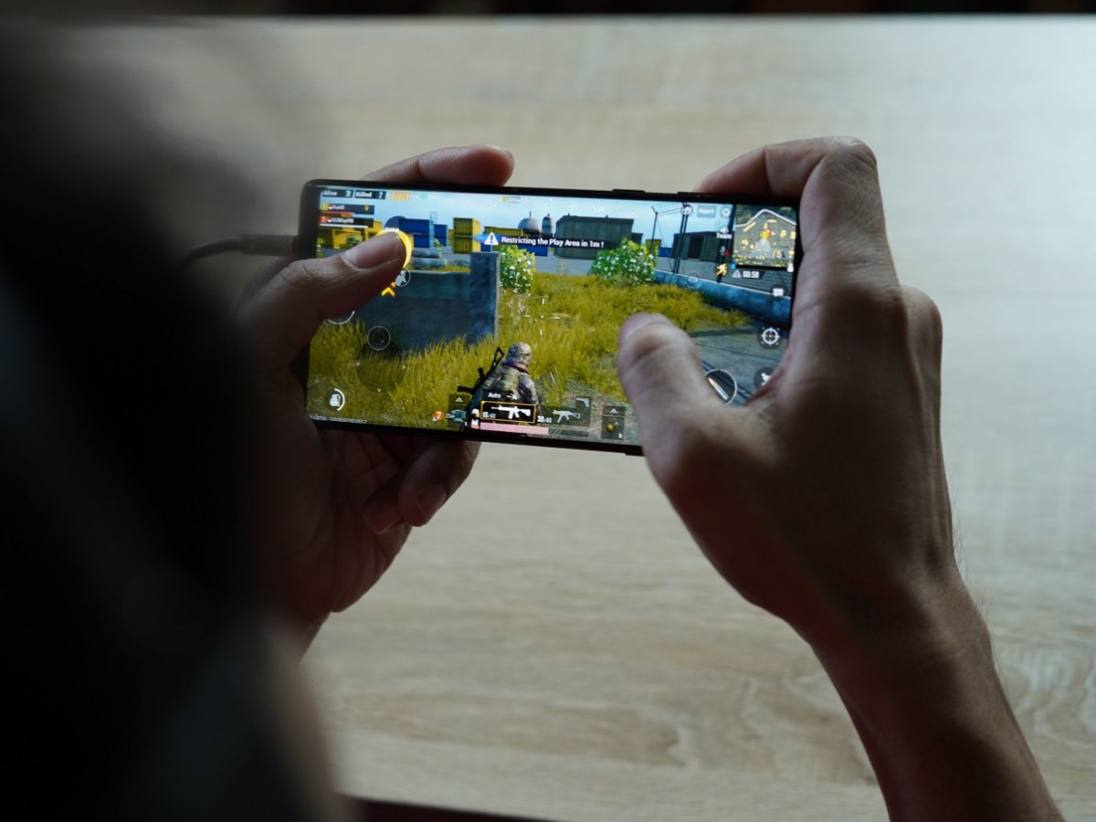 Gaming: PUBG Mobile Addiction leads to a 20-Year-Old Drinking Chemical By Mistake Instead of Water While&nbsp;Playing